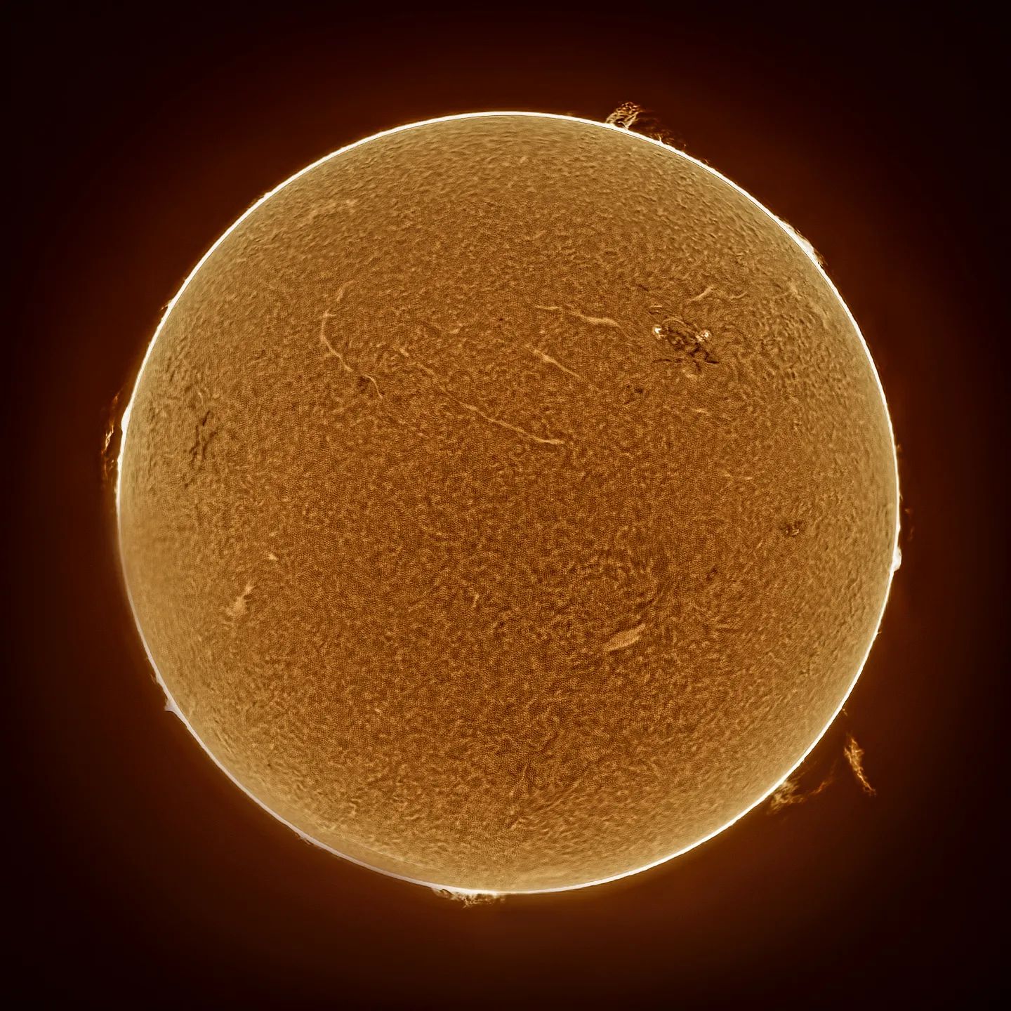 Sun from 2023-04-05
Equipment: #Luntsolarsystems #luntls60 #skywatcherheq5 #asi585mc
www.astro-winkerling.de
#astrofotografie #astropicsdaily #winkerling #heinerweiss #orion #meninblack #astrofotografie #astrophotography #heinerweiss_photography #heinerweissphotography #teleskopservice #Celestron #skywatchereq8rpro #sun #backtonature #fightlightpollution #skywatcher #zwoasi #stopspacex #winkerling #solarsystem #solarpictures #nowar #fotoclubregenstauf #sun
#passioneastrofotografia #teleskopspezialisten